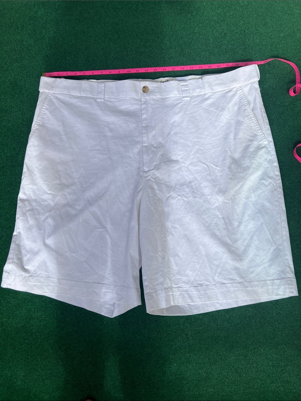 Men's White Flat Front Cotton Shorts - Classic Summer Style
